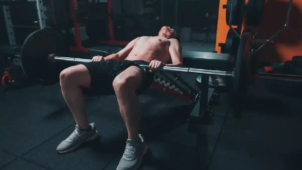 How to Perform Smith Machine Hip Thrust